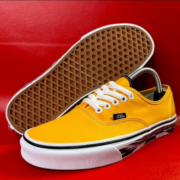 🆕 Vans | Authentic Unisex Sneakers in Sunflower Yellow & Checker Mens Size 10.5 - Picture 6 of 7
